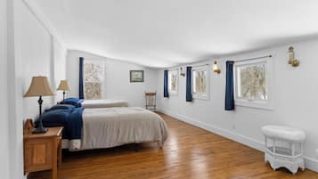 9 Schlafzimmer, Reisekinderbett, kostenloses WLAN, Bettwäsche