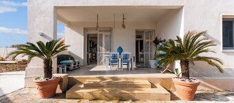 Residenza Artistica - Artista Mare by BarbarHouse