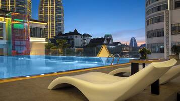 Außenpool (je nach Saison geöffnet)