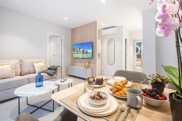 Interior - Benidorm Beach Luxury Apartment (Benidorm)