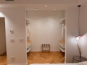 1 bedroom, iron/ironing board, travel crib, WiFi