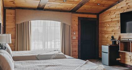 Golf, Outdoor Bar, Restaurant - The Cozy Cabin