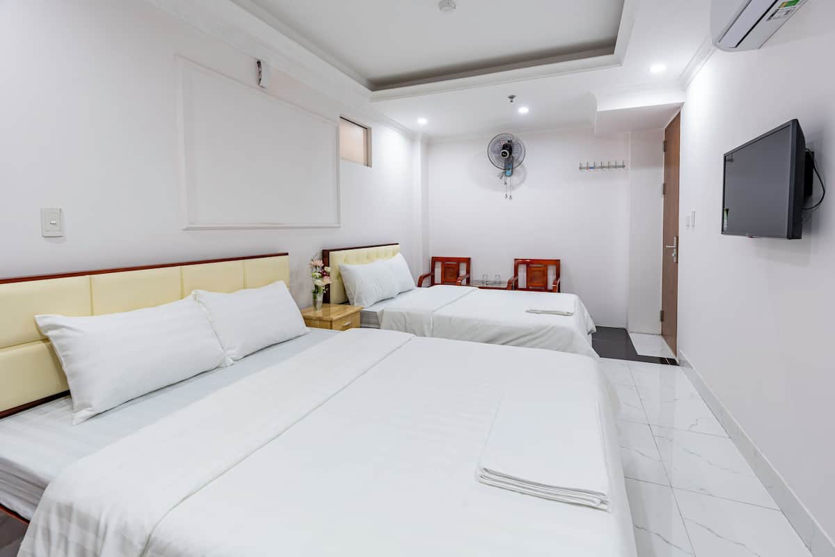 Kamar Keluarga | Minibar gratis, meja kerja, ruang kerja ramah laptop, dan Wi-Fi gratis