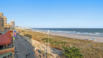 鄰近海灘、白沙、5 間海灘酒吧