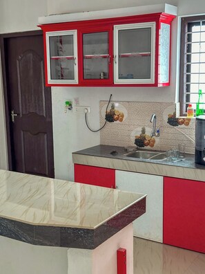 8 Bed Mixed Ac Dormitory - Apartment | 免費無線上網