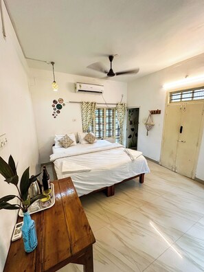 Private AC room
