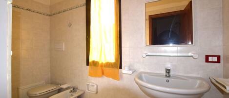 Een douche, een bidet