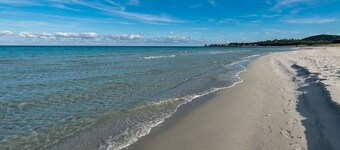 Magnifique maison de vacances privée avec WIFI, piscine, climatisation, terrasse et animaux admis