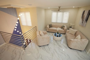 Smart TV, printers - Luxury 6BR Villa w/ Pool, Rooftop Deck & lower level Lounge/ 2 Car garage/AC (Oistins)