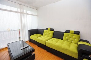 Superior Twin Room | Living area - Batu Lawang Sikunir By Travelink (Kejajar)