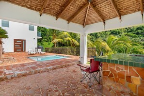 Outdoor pool - Vista Mar Refugio Romantico - Pool and Views (Luquillo)