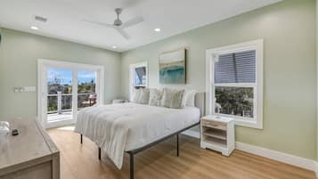 4 slaapkamers, een strijkplank/strijkijzer, wifi, beddengoed