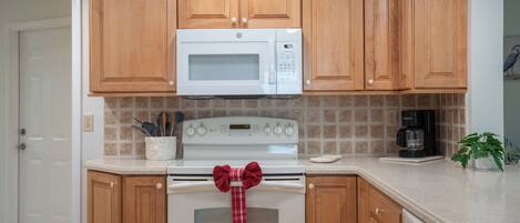 Microwave, oven, stovetop, dishwasher