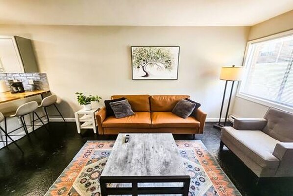 Living area - Charlotte Sanctuary (Charlotte)