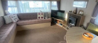 3 ベッド キャラバン - スリープス 8 - ペッツ - パーキング - WiFi