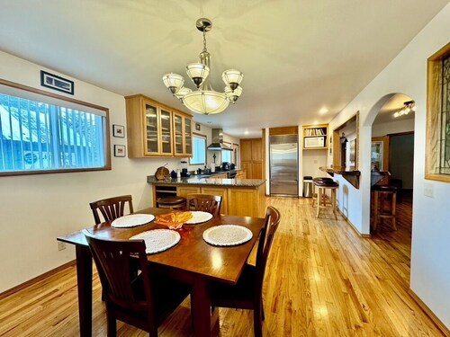 Bandon Beach Town Beauty!  Close to Old Town, Bandon Beach & Bandon Dunes Golf!