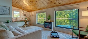 Lake Front Cabin, Media/Game Room, Kayaks, Multi-level deck--NEWLY REMODELED