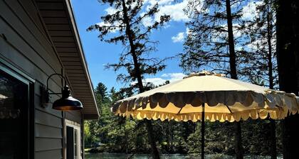 Lake Front Cabin, Media/Game Room, Kayaks, Multi-level deck--NEWLY REMODELED