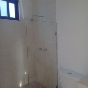 Towels, soap, shampoo, toilet paper