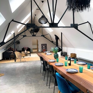 Dining - LITTLE FARM Prestige House (Ittre)