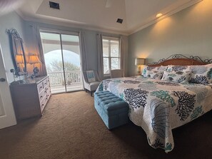 3 bedrooms, desk, iron/ironing board, free WiFi - Seaside Zen -- Charming 3-Bedroom Home, adjacent to Cabana Club Pools (Fripp Island)