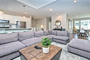 House | 4 bedrooms - 201 - Toes in the Sand Cottage (Osoyoos)