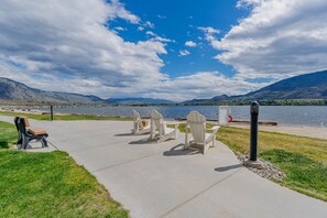 House | 5 bedrooms - Grey Osprey Cottage 66 (Osoyoos)