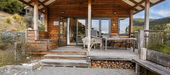 Karearea Cottage - Rural Retreat Purau