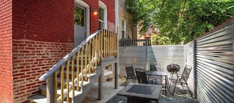 Cozy Garden-Level Suite in Petworth | Near Metro