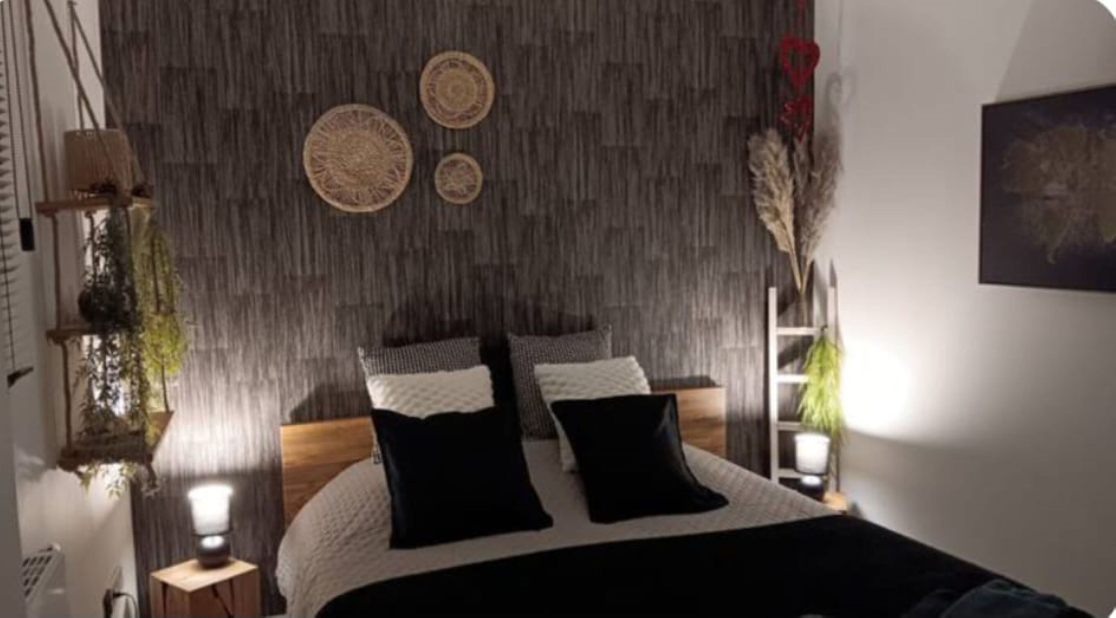 1 chambre, lit parapluie, Wi-Fi gratuit, draps fournis