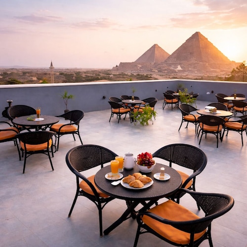 Phoenix Pyramids View Inn