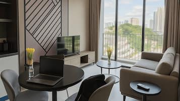 Basic Suite, 2 Bedrooms, Balcony, City View | Living area