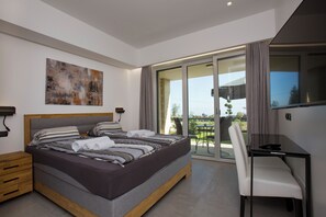 9 bedrooms, bed sheets - Villa Rita Pool & Spa (Mascalucia)