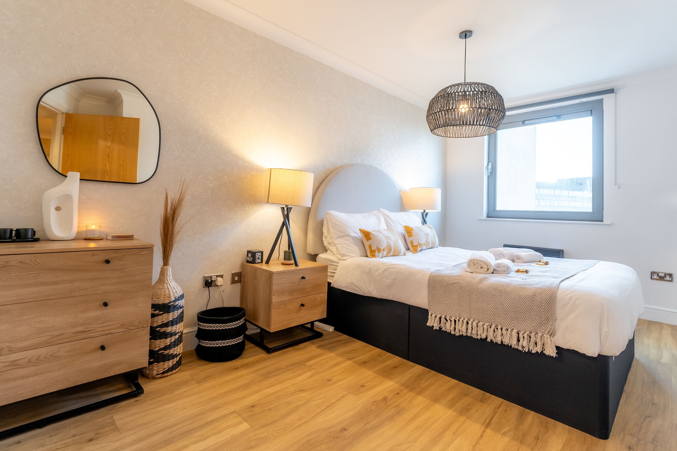 2 bedrooms, iron/ironing board, WiFi, bed sheets