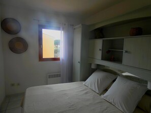 2 多间卧室、熨斗/熨衣板、免费 WiFi