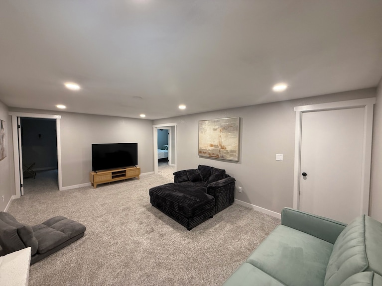 Family Friendly Home Just 15 Minutes From The Events Center, Airport, & Downtown - Casper, WY