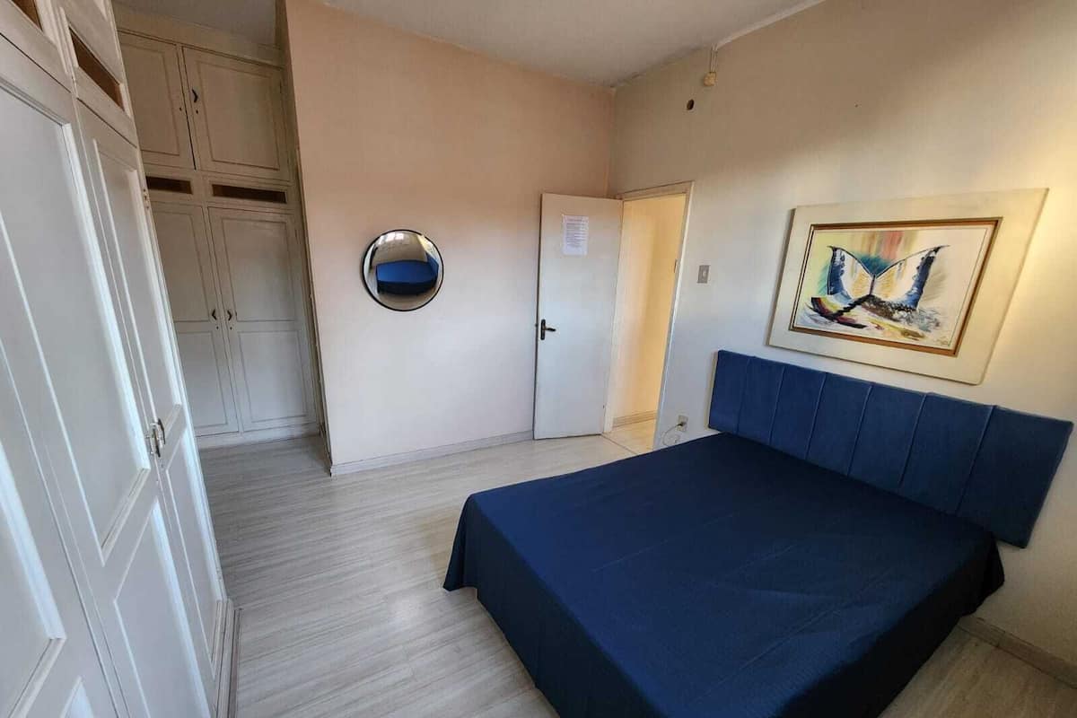 3 bedrooms, minibar, free rollaway beds, bed sheets