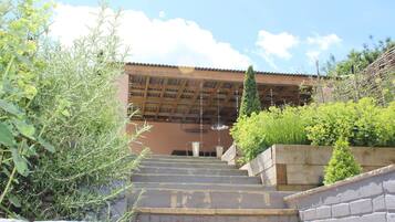Deluxe Double Room, Garden View | Garden view