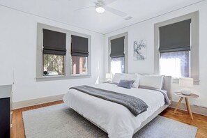 2 dormitorios, tabla de planchar con plancha, wifi y ropa de cama