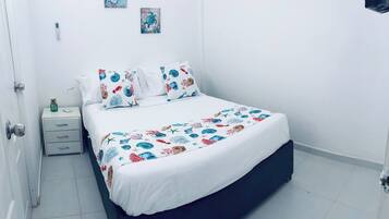 1 bedroom, free WiFi, bed sheets