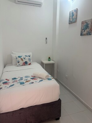 1 soverom, wi-fi (inkludert) og sengetøy