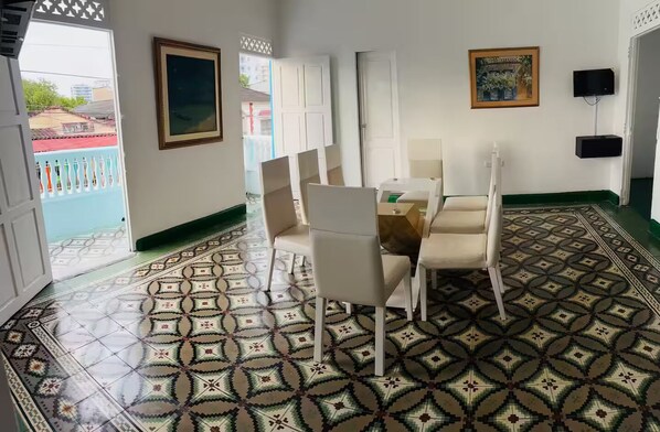 Dining - Turbay House 10 (Cartagena de Indias)