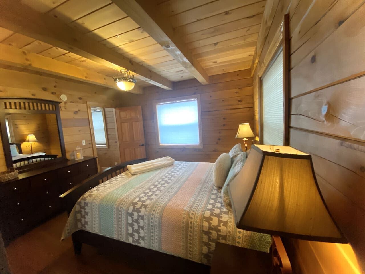 2 habitaciones, wifi gratis y ropa de cama 