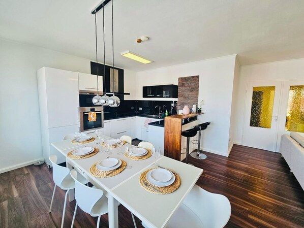 Private kitchen - Charming 3 bedrooms with a cozy terrace (Walferdange)