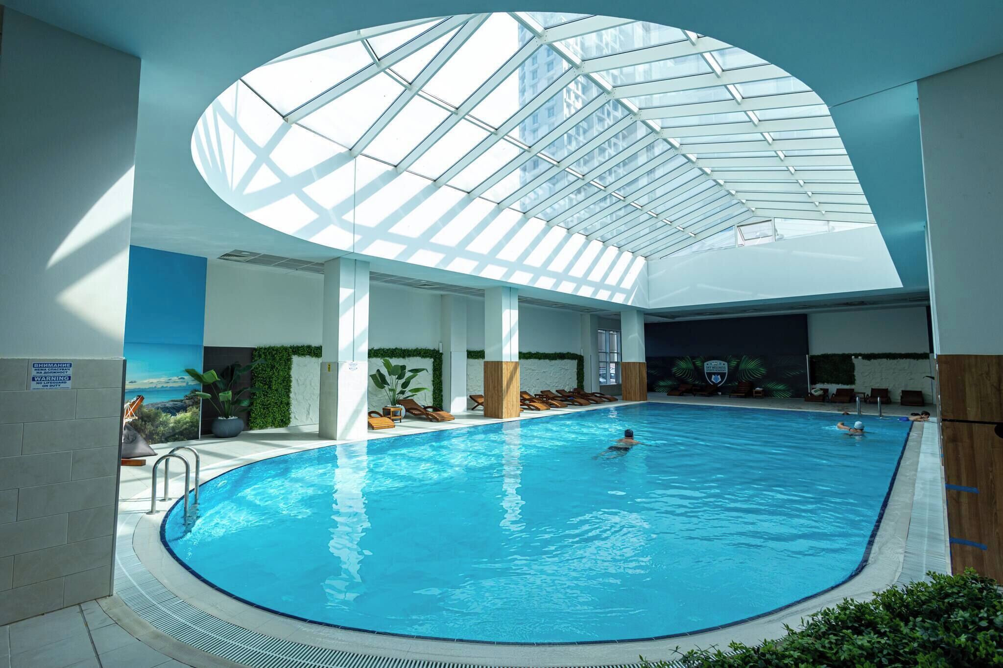 Apartment, 1 Bedroom, Accessible, Balcony | Pool | Indoor pool