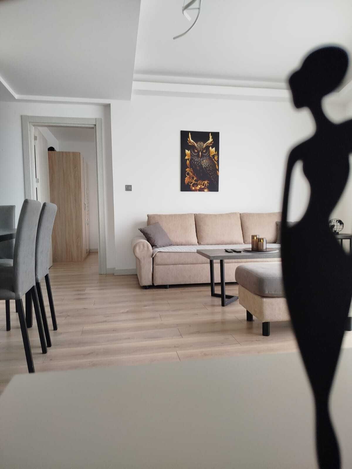 Apartment, 1 Bedroom, Accessible, Balcony | Living room