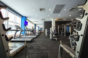 Apartment, 1 Bedroom, Accessible, Balcony | Fitness studio