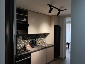 Apartment, 1 Bedroom, Accessible, Balcony | Interior