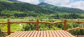 Best Views in Weber Canyon! 4 bdrm Rustic Paradise