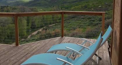 Best Views in Weber Canyon! 4 bdrm Rustic Paradise